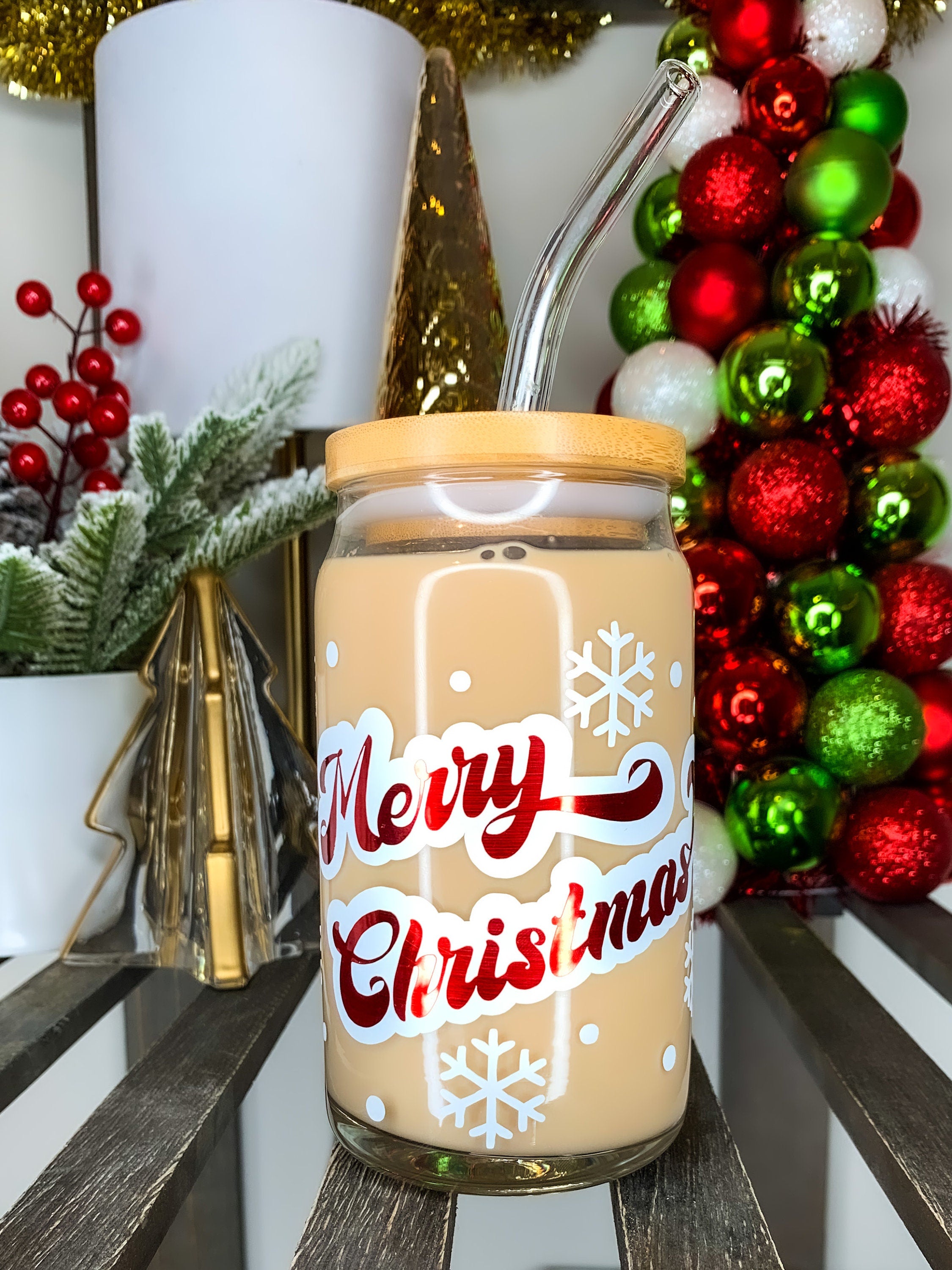 Merry Christmas Can Glass