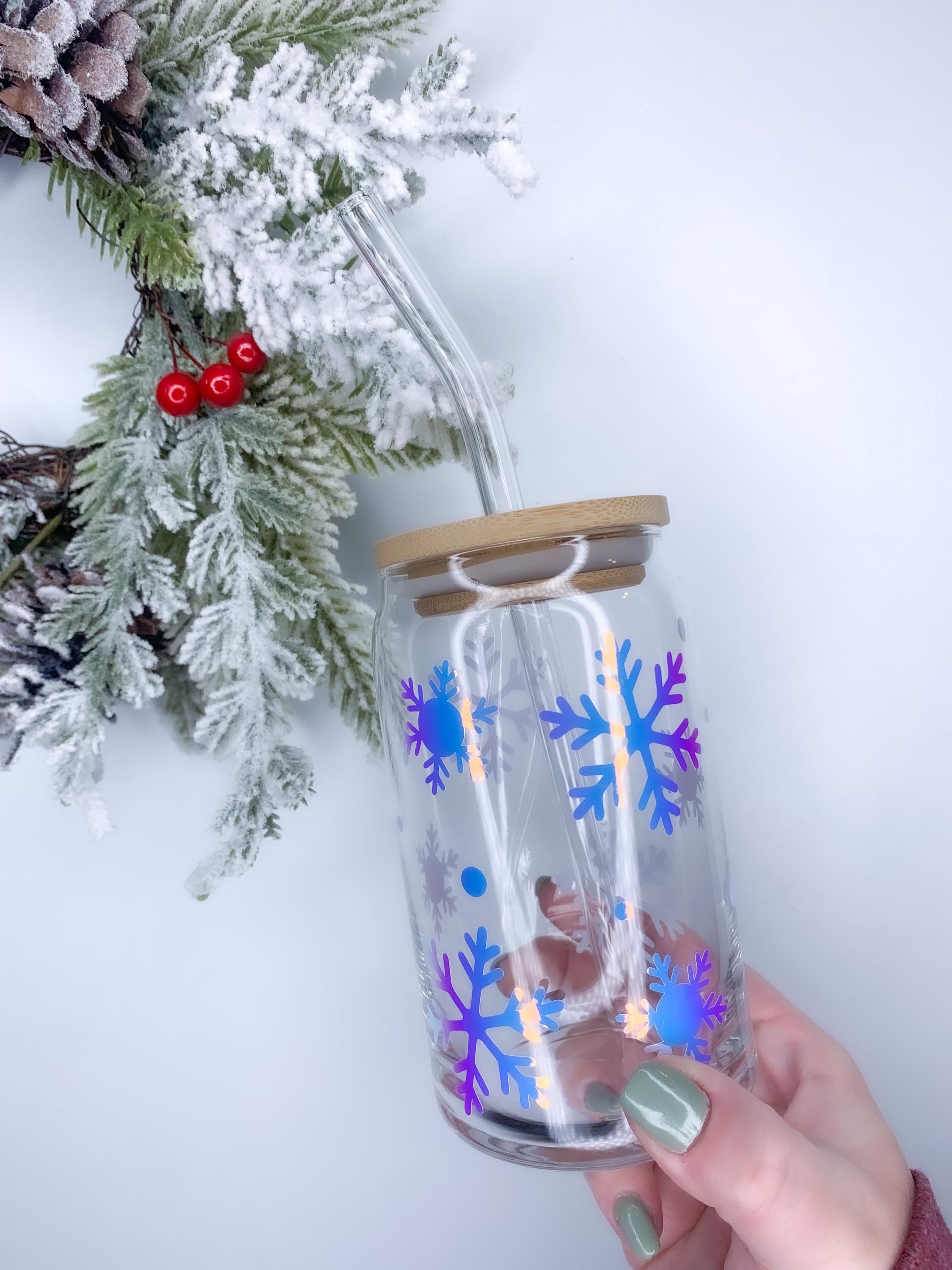 Snowflake Wrapped Can Glass