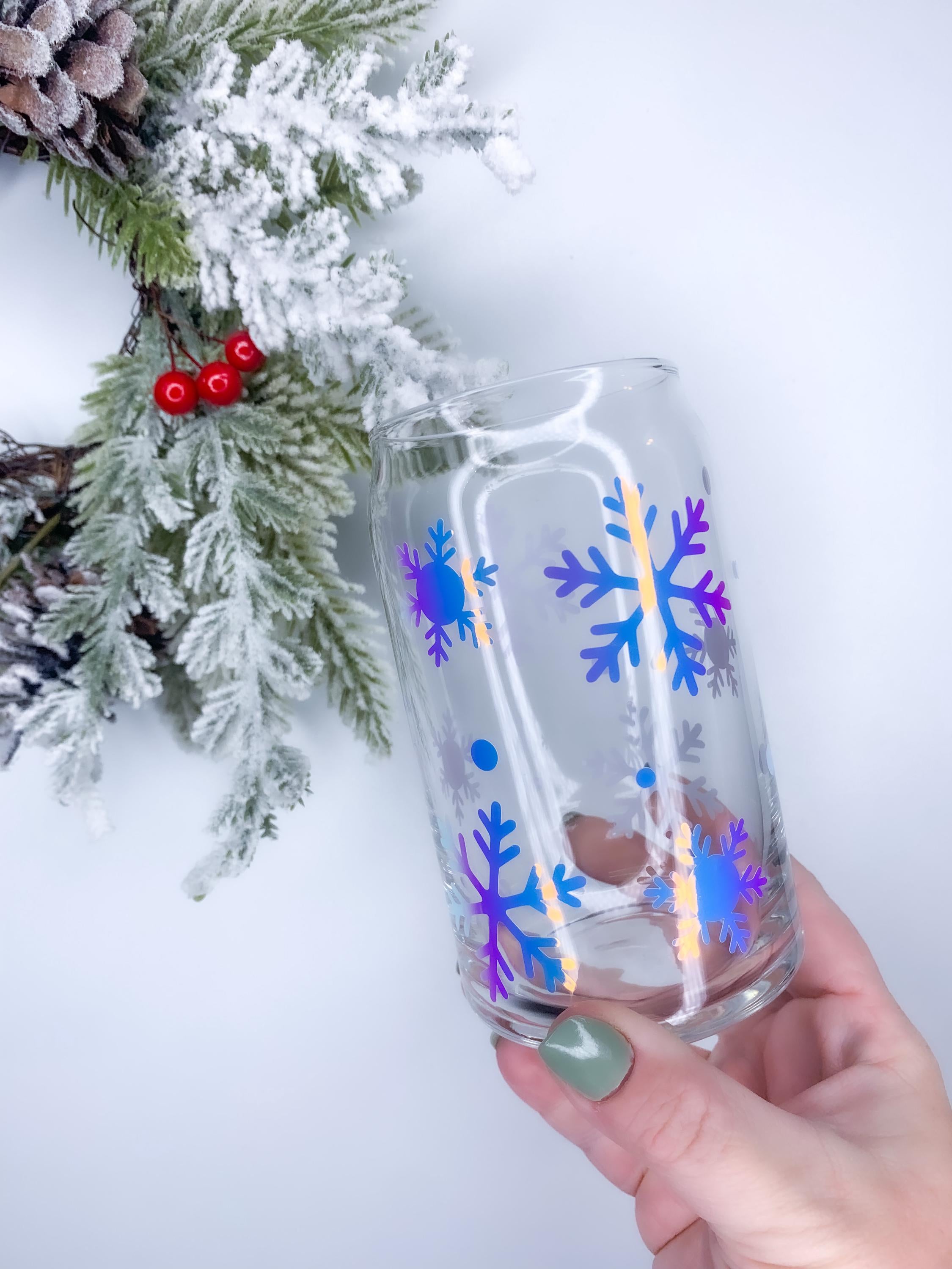 Snowflake Wrapped Can Glass